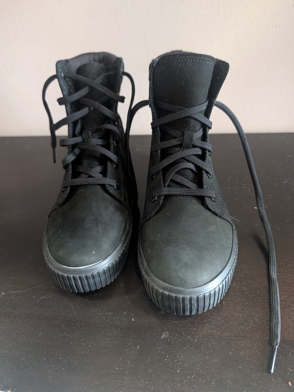 Timberland Women's Black Lace-Up High-Top Boots